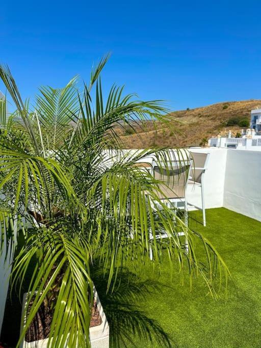 Oceanview Luxury Penthouse Apartment Estepona Bagian luar foto